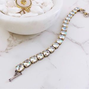 SOLD OUT.
Signature baby unicorn bracelet 🦄